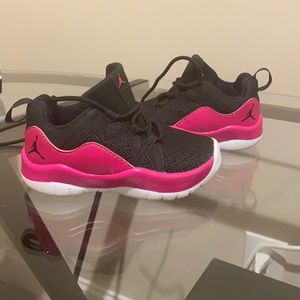 Jordan's Black and Pink girls size 6C barely worn